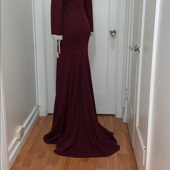 NWT Aspeed Long Sleeve Burgundy Gown with Slit - Picture 6 of 8